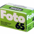Film 135 : Foton Foto 65<br />(64 ISO, 36 poses, polonais)<br />(ACC0667)