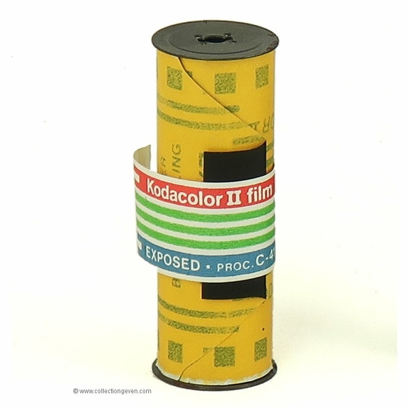 Marque : Kodak
Pays : ?
Langue : anglais
Type de film : 620, négatif couleur
Date d'expiration : ?
Vues, Format : 8 vues, 6 x 9 cm
Sensibilité : ?
Dimensions : -
Notice : -
Commentaires : -
ACC0875_01.jpg