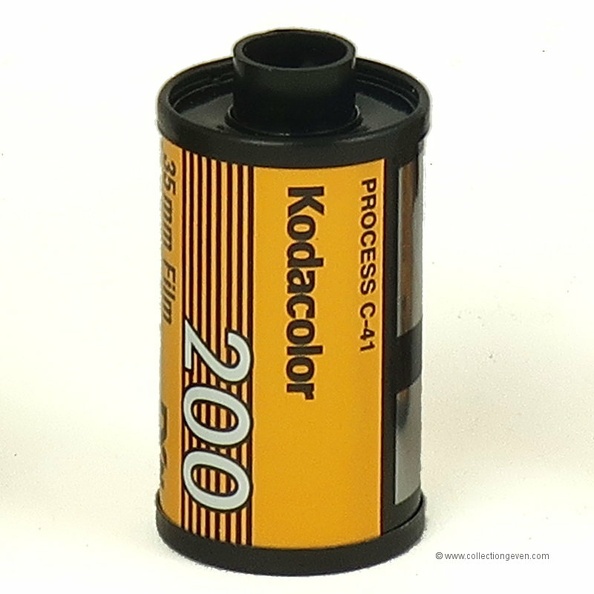 Film 135 : Kodak Kodacolor(200 ISO, 24 poses, anglais)(ACC0878)