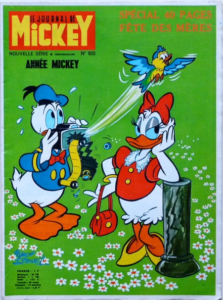 Le journal de Mickey, N° 935, 1970
(Donald photographiant Daisy)
BIB0826
-
Date: 17.5.1970
Appareil présenté: appareil bizarre
Commentaires: -
BIB0826_01.jpg