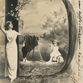 Photographe photographiant une fillette, lettre D(CAP0102)
