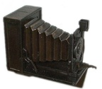 Taille-crayon : folding à plaques(GAD0049)