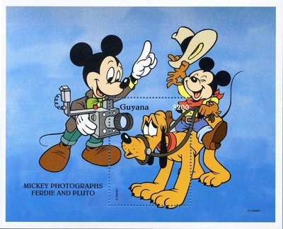 Timbre : Mickey photographe, Ferdie et Pluto(PHI0317)
