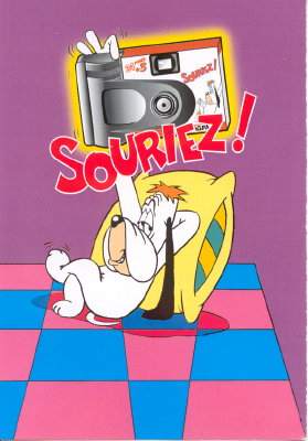 Droopy photographiant avec un pàp Agfa « Souriez »(CAP0104)