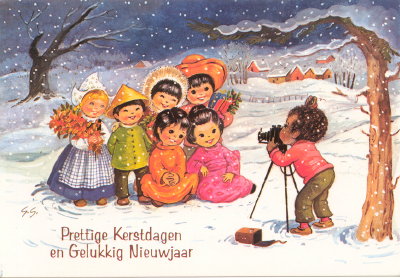 Enfant noir photographiant 6 enfants sous la neige(CAP0144)