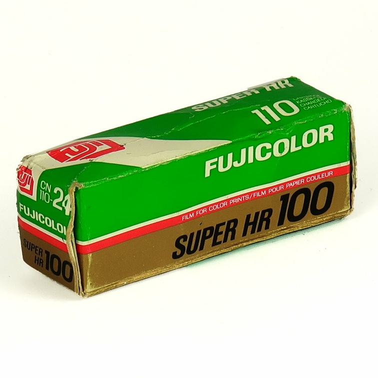 Cassette 110 : Fujicolor Super HR 100 (Fuji)(24 poses - 100 ISO)(ACC1140)