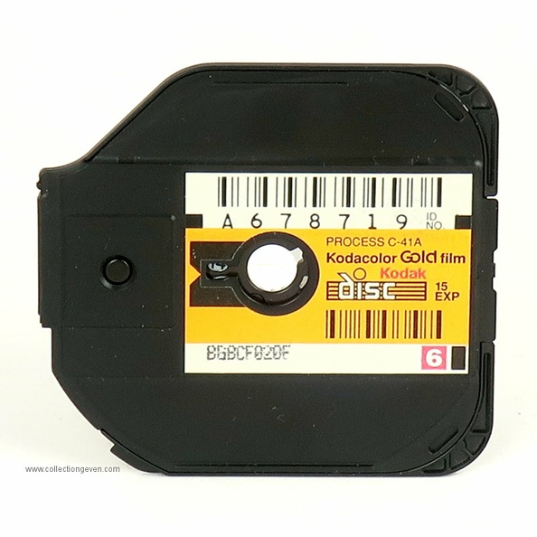 Marque : KODAKFabricant : Kodak
Pays : XXX
Date de début : 1988Date de fin : 1997
Dimensions : 76 x 72 x 7 mmPoids : 12 g
Type : disc ; négatif couleurProcess : C-41A
Sensibilité : 200 ISO
Expiration : -
Nb vues : 15Format : 10 x 8 mm
Code DX : ID : A678719
Commentaires : -
Liens web : Sur wikipedia : voir ici.
Accessoire présenté :
N° de série : BGBCF020E
Accessoires : -
Notice : -
Commentaires : -
N° inventaire : ACC1150_01
ACC1150_01.jpg