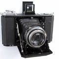 Ikonta (Zeiss Ikon) - 1938<br />(521/16 Fc)<br />Novar 1:3,5 - Compur<br />(APP1699)