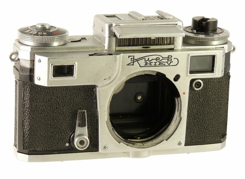 Nom : Kiev 4m
Marque : ARSENALFabricant : XXX
Publicité : XXX
Pays : XXX
Date de début : 0Date de fin : 0
Type : compact 24 x 36 à objectif interchangeable (CIFH)
Dimensions, fermé : XXXOuvert : XXX
Poids : XXX
Matière : XXXCouleur : XXX
Surf. sensible : XXXFormat : XXX
Objectif :
- Nom : XXXType : XXX
- Marque : XXX
- Ouverture : XXXFocale : XXX
- Fixation : XXXMonture : XXX
Diaphragme :
- Type : XXX
- Ouverture : XXX
Obturateur :
- Nom : rideauType : XXX
- Marque : XXX
- Vitesses : XXXPose : XXX
- Retardateur : XXX
- Armement : XXX
Film, plaque :
- Compte-vues 1 : XXXCompte-vues 2 : XXX
- Protection 2 expos : XXX
- Avancement : XXX
Flash :
- Synchro : XXX
- Flash interne : XXX
Posemètre :
- Type : XXX
- Plage : XXX
- Automatisme : XXX
Mise au point :
- Type : XXXMinimum : XXX
- Télémètre : XXX
Viseurs :
- Viseur 1 : XXX
- Viseur 2 : XXX
- Viseur 3 : XXX
Autres :
Niveau à bulle : XXX
Porte-acc. 1 : XXXPorte-acc. 2 : -
Écrou de pied : XXX
Déc. vertical : XXXHorizontal : XXX
Bascule avant : XXXArrière : XXX
Commentaires : -
Liens web :-
Appareil présenté :
N° de série : XXX
N° objectif : XXXN° obturateur : XXX
Accessoires : -
Notice : XXX
Commentaires : -
N° inventaire : APP1706_01
APP1706
?, ?
-
Nom: Kiev 4m
Marque: ARSENAL; fabricant: ?; publicité: -
Pays: URSS
Date: début: ?1977; fin: 1987
Type: (CIFH)
Dimensions: ?mm; poids: ?
Matière: ?; Couleur: ?
Surface sensible: ?; format: ?
Objectif: nom: ?; fabricant:?; ouv./focale: ?; fixation : ?
Diaphragme: type: ?; ouvertures: ?
Obturateur: nom: rideau; fabricant: ?; vitesses: ?; pose: ?
Retardateur: ?; Armement: ?
Compte-vues: ?; Protection 2 expos: ?
Synchro flash: ?; flash intégré: ?
Posemètre: type: ?; plage: ?; automatisme: ?
Mise au point: type: ?; mini: ?; télémètre: ?
Décentrement vert.: ?; hor.: ?; bascule avant: ?; arrière: ?
Viseur: ?; Porte-accessoire: ?; Niveau: ?
Mode d'emploi: -
Commentaires:
-
Appareil présenté
N° de série: -
N° objectif: -; N° obturateur: -
Accessoires: ; sac: -
APP1706_01.jpg