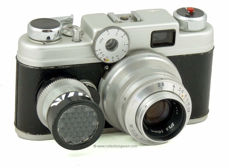 Nom : C-4R
Marque : ARGUSFabricant : Argus
Publicité : -
Pays : XXX
Date de début : 1958Date de fin : 0
Type : compact 24 x 36 (CFFH)
Dimensions, fermé : XXXOuvert : XXX
Poids : XXX
Matière : XXXCouleur : XXX
Surf. sensible : film 135Format : 24 x 36 mm
Objectif :
- Nom : Coated Cintar Type : XXX
- Marque : XXX
- Ouverture : XXXFocale : XXX
- Fixation : XXXMonture : XXX
Diaphragme :
- Type : XXX
- Ouverture : XXX
Obturateur :
- Nom : XXXType : XXX
- Marque : XXX
- Vitesses : XXXPose : XXX
- Retardateur : XXX
- Armement : XXX
Film, plaque :
- Compte-vues 1 : XXXCompte-vues 2 : XXX
- Protection 2 expos : XXX
- Avancement : XXX
Flash :
- Synchro : XXX
- Flash interne : XXX
Posemètre :
- Type : XXX
- Plage : XXX
- Automatisme : XXX
Mise au point :
- Type : XXXMinimum : XXX
- Télémètre : XXX
Viseurs :
- Viseur 1 : XXX
- Viseur 2 : XXX
- Viseur 3 : XXX
Autres :
Niveau à bulle : XXX
Porte-acc. 1 : XXXPorte-acc. 2 : -
Écrou de pied : XXX
Déc. vertical : XXXHorizontal : XXX
Bascule avant : XXXArrière : XXX
Commentaires : -
Liens web :-
Appareil présenté :
N° de série : XXX
N° objectif : XXXN° obturateur : XXX
Accessoires : -
Notice : XXX
Commentaires : -
N° inventaire : APP2681_01
Nom : C-4R
Marque : ARGUS ; Fabricant : Argus Inc.
Pays : États-Unis
Date : début : 1958 ; fin : 1958
Type : compact 24x36 (CFFH)
Dimensions : 143 x 83 x 85 mm ; poids : 766 g (sans la cellule), 853 (avec)
Matière : métal ; couleur : noir, argenté
Surface sensible : film 135 ; format : 24 x 36 mm
Objectif : nom : Coated Cintar ; fabricant : ? ; ouv./focale : 1:2,8 f=50 mm ; fixation : fixe
Diaphragme : type : iris ; ouvertures : 2,8 - 22
Obturateur : type : central (derrière l'objectif) ; fabricant : ? ; vitesses : 1/8 s - 1/300 s ; pose : B
Retardateur : non ; Armement : couplé à l'avance du film
Compte-vues : compteur 36 vues ; Protection 2 expos : oui ; Avance du film : levier
Synchro flash : X, M (sélecteur) ; flash intégré : non
Posemètre : type : sélénium (amovible) ; plage : 2,5 - 1250 ASA ; automatisme : semi-automatique avec le posemètre ou manuel
Mise au point : type : frontale ; mini : 1 m (3 ft) ; télémètre : RF couplé
Décentrement vert. : - ; hor. : - ; bascule avant : - ; arrière : -
Viseur : galilée
Porte-accessoire : sabot synchronisé
Écrou de pied : 1/4
Commentaires :
L'Argus C-4R (1958 - 1958) a été précédé du C-4 (1951 - 1957) sans possibilité de lui adjoindre une cellule, du C-44 (1956 - 1957) identique au C-4 mais avec un objectif interchangeable, et suivi du C-44R (1958 - 1962) avec objectif interchangeable et cellule.
Appareil présenté
N° de série : 1608414758
N° objectif : - ; N° obturateur : -
Notice : -
Accessoires, sac :
- Cellule Argus CM2
Commentaires : -
APP2681_01.jpg