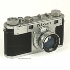 M (Nikon) - 1949(APP3177)