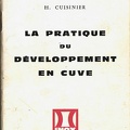 Le pratique du développement en cuve<br />H. Cuisinier<br />(BIB0050)