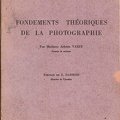 Fondements théoriques de la photographieArlette Vassy(BIB0535)