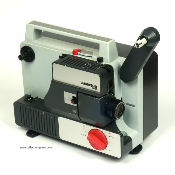 Projecteur de cinéma muet pour films 8 mm et Super 8. CIN0027_01.jpg