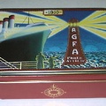 Boîte Agfa : phare éclairant un bateau (1910)(GAD0200)