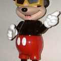 Mickey avec vues de Disneyland Paris(GAD0464)