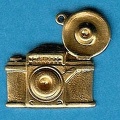 Pendentif: appareil réflex avec flash (bronze) (GAD0688a)