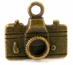 Pendentif bronze : appareil réflex(GAD1071)