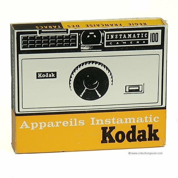 GAD1447
-
Fabricant : Régie française des tabacs ; Marque : - ; Publicité : Kodak
Date : c. 1963
Pays : France
Dimensions : 89 x 73 x 18 mm
Code EAN13 : -
Commentaires :
Paquet (vide) de 20 cigarettes Gitanes Caporal.
Publicité pour le Kodak Instamatic 100, prix de 49,50 FF.
GAD1447_01.jpg