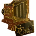 Studio Claude(PIN0753)