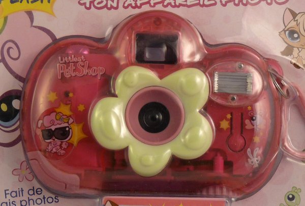 Nom : Littlest Pet Shop
Marque : HASBROFabricant : XXX
Publicité : XXX
Pays : XXX
Date de début : 0Date de fin : 0
Type : compact 24 x 36 (CFFH)
Dimensions, fermé : XXXOuvert : XXX
Poids : XXX
Matière : XXXCouleur : XXX
Surf. sensible : XXXFormat : XXX
Objectif :
- Nom : XXXType : XXX
- Marque : XXX
- Ouverture : XXXFocale : XXX
- Fixation : XXXMonture : XXX
Diaphragme :
- Type : XXX
- Ouverture : XXX
Obturateur :
- Nom : XXXType : XXX
- Marque : XXX
- Vitesses : XXXPose : XXX
- Retardateur : XXX
- Armement : XXX
Film, plaque :
- Compte-vues 1 : XXXCompte-vues 2 : XXX
- Protection 2 expos : XXX
- Avancement : XXX
Flash :
- Synchro : XXX
- Flash interne : XXX
Posemètre :
- Type : XXX
- Plage : XXX
- Automatisme : XXX
Mise au point :
- Type : XXXMinimum : XXX
- Télémètre : XXX
Viseurs :
- Viseur 1 : XXX
- Viseur 2 : XXX
- Viseur 3 : XXX
Autres :
Niveau à bulle : XXX
Porte-acc. 1 : XXXPorte-acc. 2 : -
Écrou de pied : XXX
Déc. vertical : XXXHorizontal : XXX
Bascule avant : XXXArrière : XXX
Commentaires : -
Liens web :-
Appareil présenté :
N° de série : XXX
N° objectif : XXXN° obturateur : XXX
Accessoires : -
Notice : XXX
Commentaires : -
N° inventaire : APP1980
APP1980
?, ?
?, ?
-
Nom: Littlest Pet Shop
Marque: HASBRO; fabricant: -; publicité:
Pays: ?
Date: début: -2007; fin: ??
Type: (CFFHf)
Dimensions: ?mm; poids: ?
Matière: plastique mou; Couleur: violet
Surface sensible: ?; format: ?
Objectif: nom: ?; fabricant:?; ouv./focale: ?; fixation : ?
Diaphragme: type: ?; ouvertures: ?
Obturateur: nom: ?; fabricant: ?; vitesses: ?; pose: ?
Retardateur: ?; Armement: ?
Compte-vues: ?; Protection 2 expos: ?
Synchro flash: ?; flash intégré: ?
Posemètre: type: ?; plage: ?; automatisme: ?
Mise au point: type: ?; mini: ?; télémètre: ?
Décentrement vert.: ?; hor.: ?; bascule avant: ?; arrière: ?
Viseur: ?; Porte-accessoire: ?; Niveau: ?
Mode d'emploi: -
Commentaires:
-
Appareil présenté
N° de série: -
N° objectif: -; N° obturateur: -
Accessoires: ; sac: -
APP1980.jpg