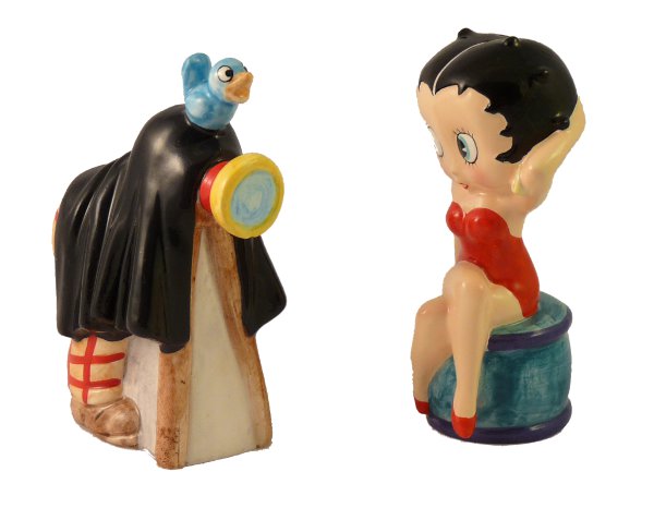 Fabricant: Enesco, © 2000 King Features
Date: 2000
Pays: Chine
Hauteur: 10 cm
Commentaires:
Betty Boop, salt and pepper shakers, Sunday Funnies
avec sa boîte d'origine
GAD1029_01.jpg