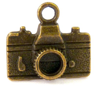Pendentif bronze : appareil réflex(GAD1071)
