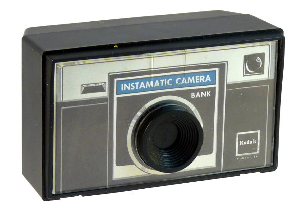 Nom : Tirelire : Instamatic Kodak BankN° inventaire : GAD1135_01
Marque : KodakFabricant : ?
Publicité : Kodak
Pays : États-Unis
Date de début : 0
Dimensions : 104 x 61 x 53 mm
Code EAN13 : -
Commentaires : Tirelire en plastique en forme d'Instamatic.
Au dos : « Instant savings for Instamatic cameras »
Liens web : -
GAD1135_01.jpg