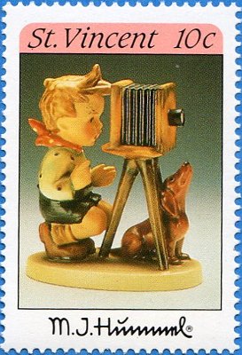 Figurine Hümmel (Saint-Vincent-et-les-Grenadines) - 1990<br />(PHI0285) - PHI0285.jpg PHI0285.jpg